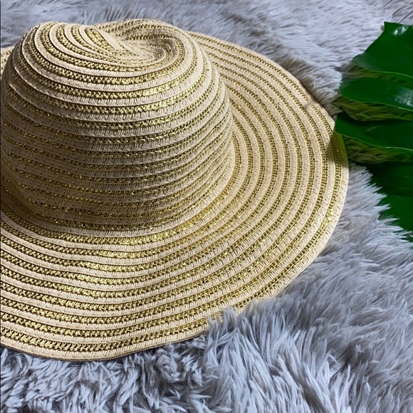 Gymboree Other - Gymboree girls straw sparkly floppy hat size s